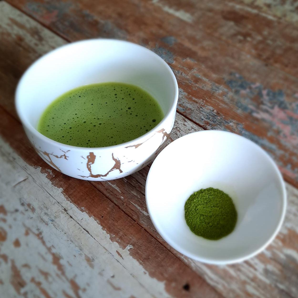 Bio Matcha Ceremony poeder en thee